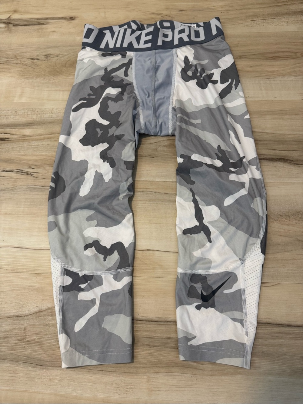 Nike Pro Men’s Gray Camo Compression Pants